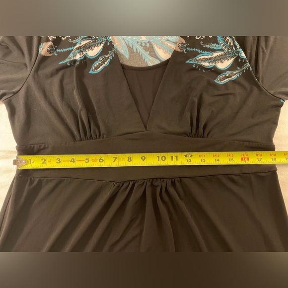 3 Quarter Length Sleeves Dress Black with Flower Design Size L - Picture 7 of 15